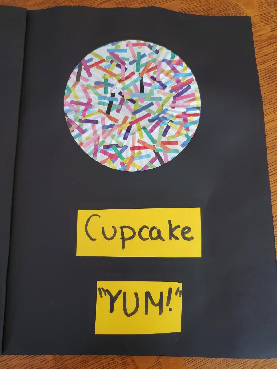Cupcake wrapper with text 