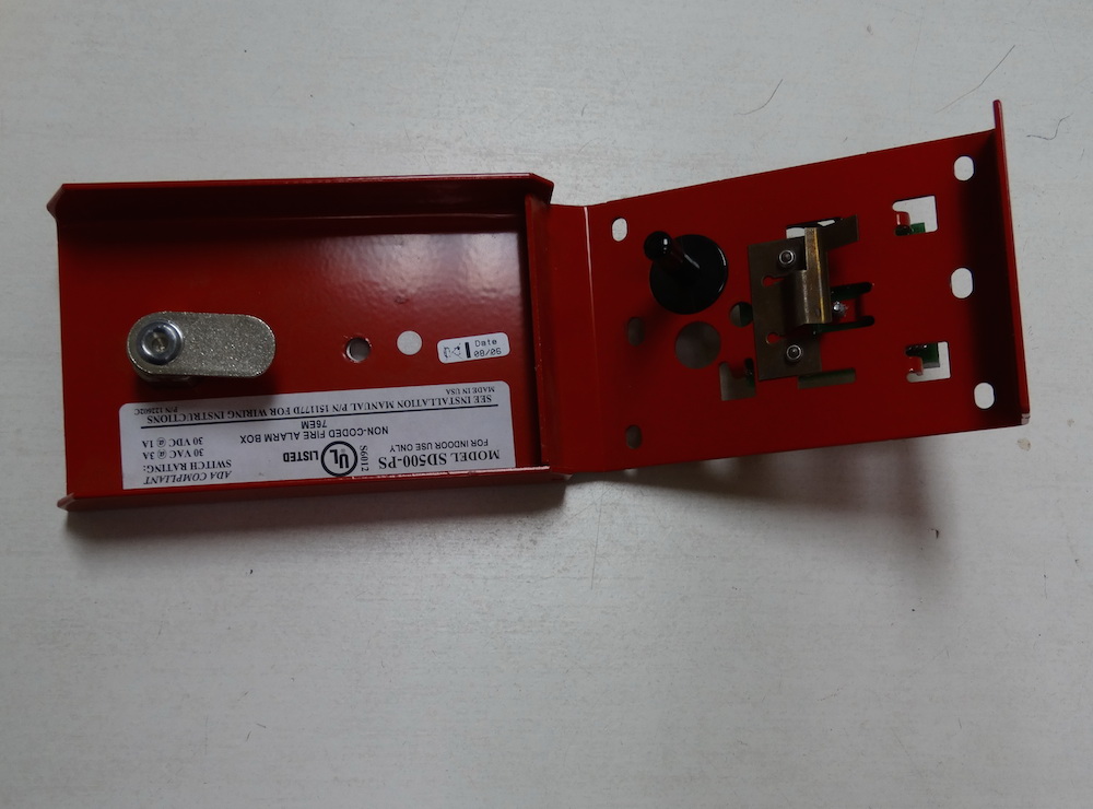 inside of the fire alarm pull station