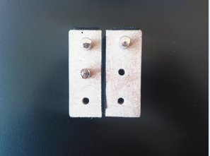 two halfs of a block to represent a braille cell