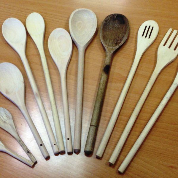 Set of wooden spoons (small, medium, large, old and new)