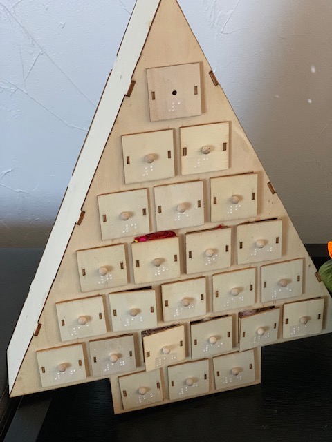 Advent calendar with braille labels