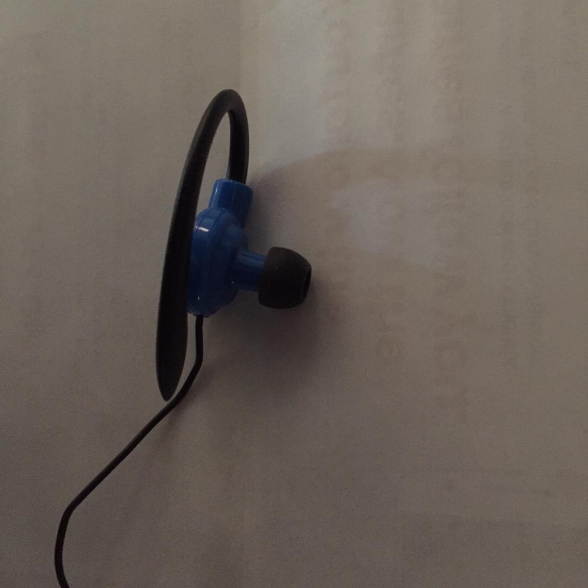 Earbuds with over the ear hooks