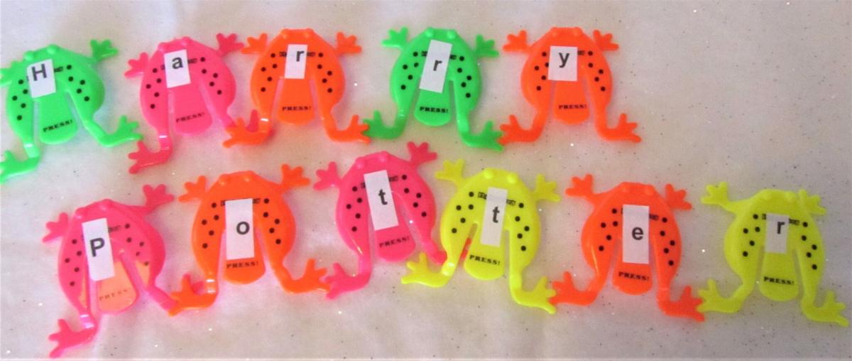 Jumping frogs spelling out 