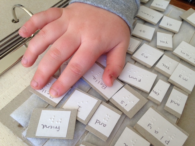 Reading braille word cards