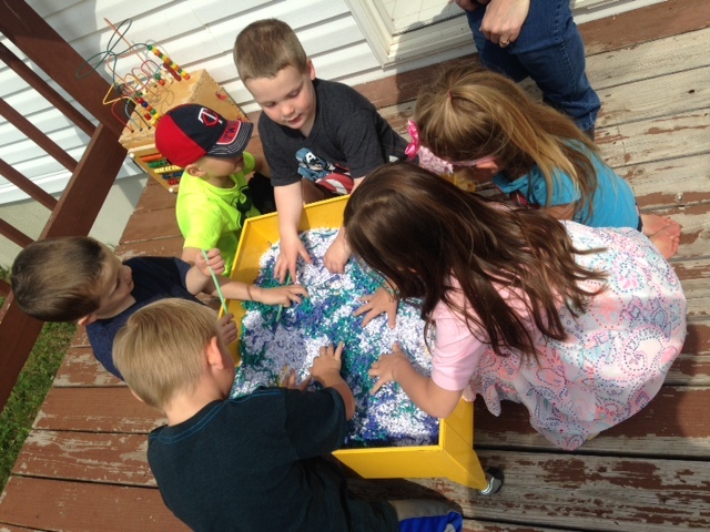Searching in the sensory box Searching in the sensory box