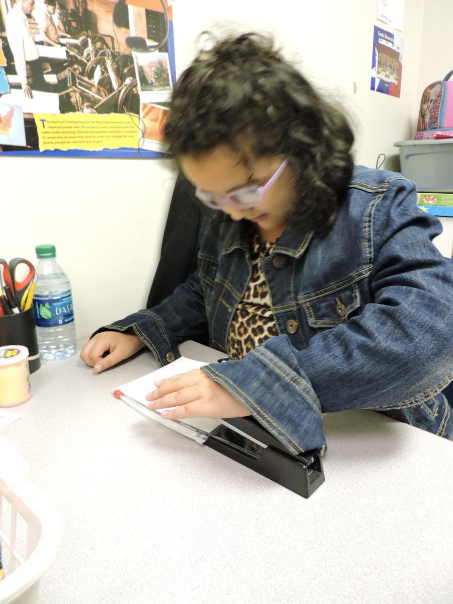 Using a stapler Using a stapler