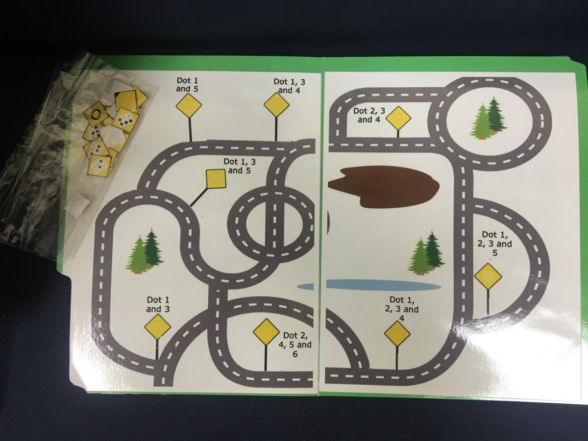 File folder traffic game