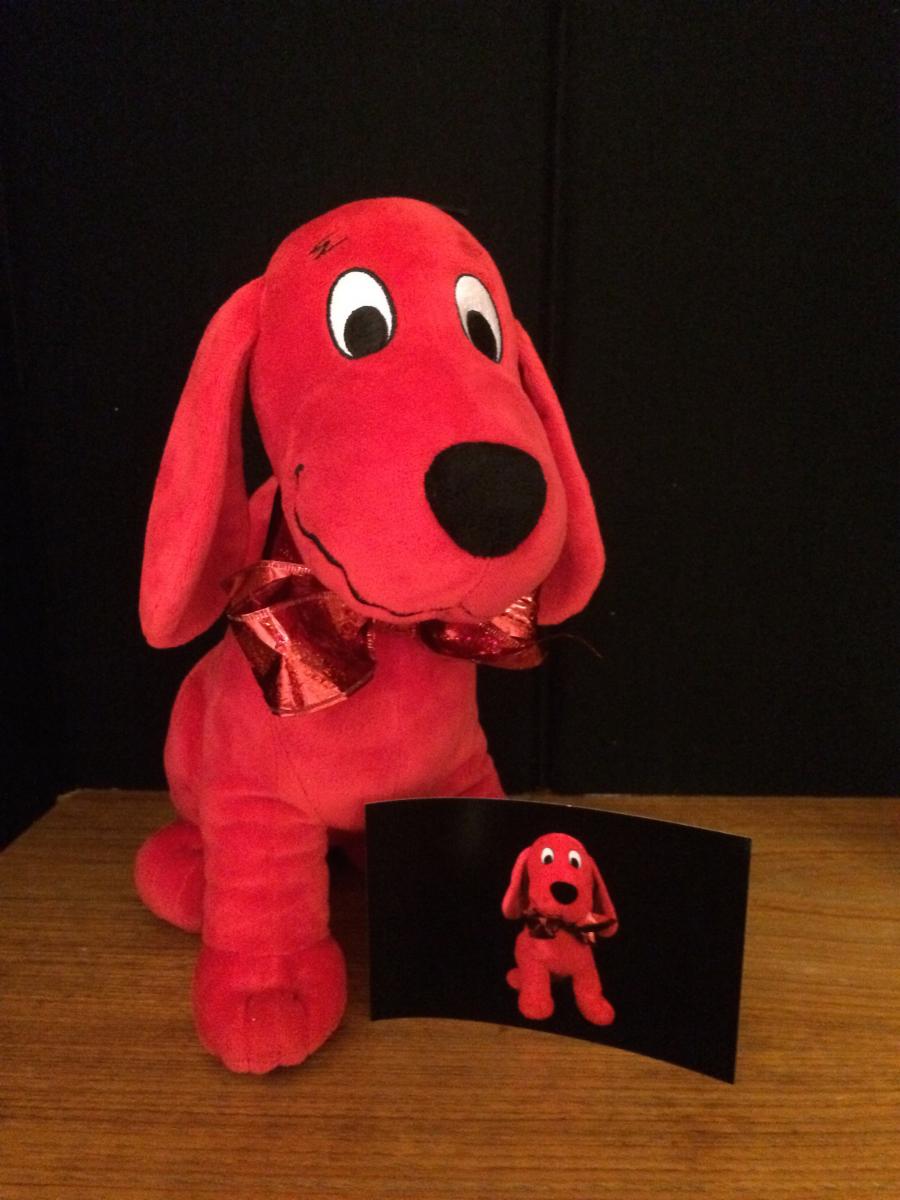 3D Clifford next to 2D image of Clifford
