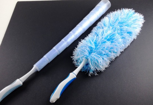 Feather brush