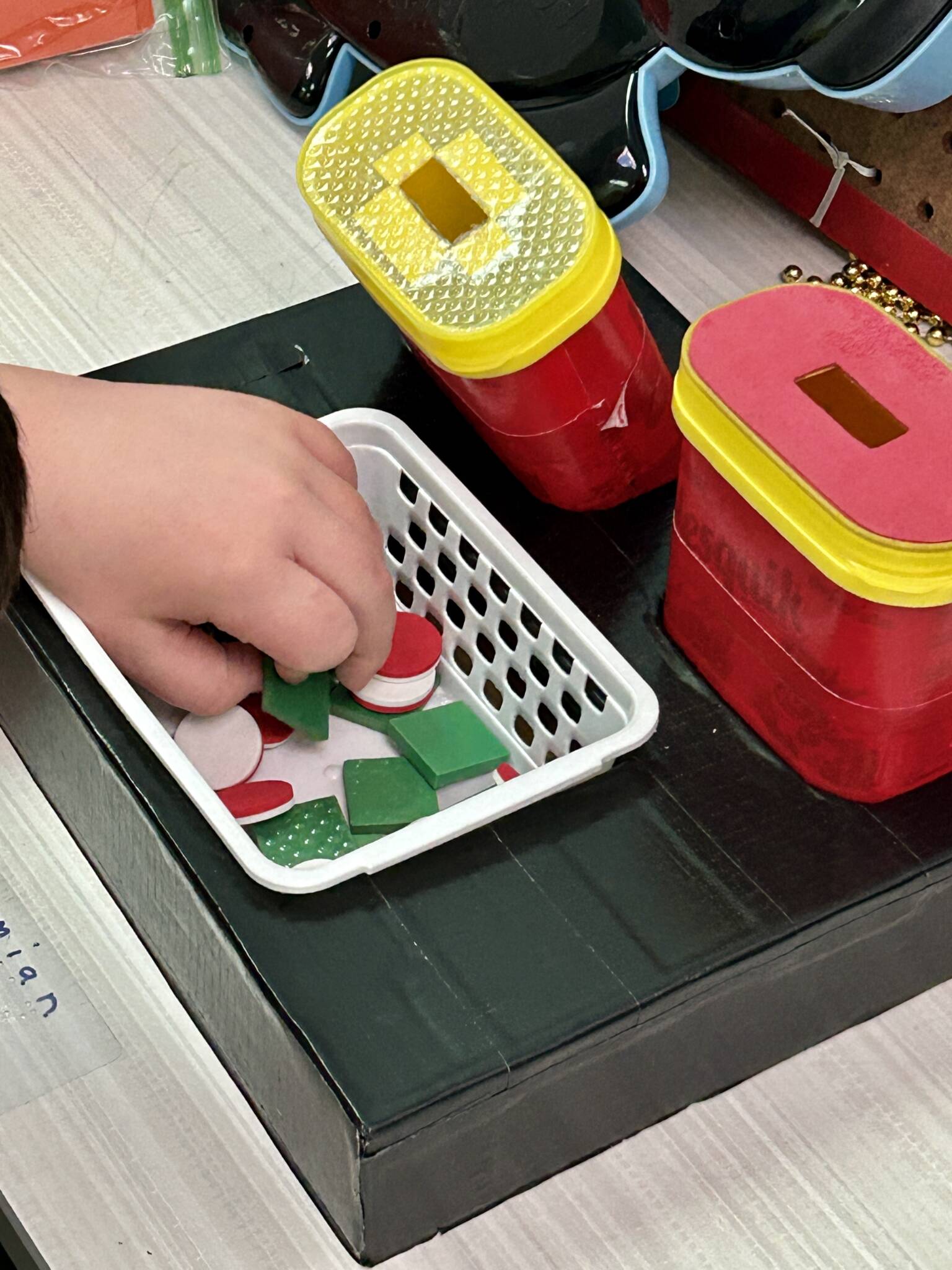 DIY Sorting Tray - Bumpy & Smooth – Paths to Literacy