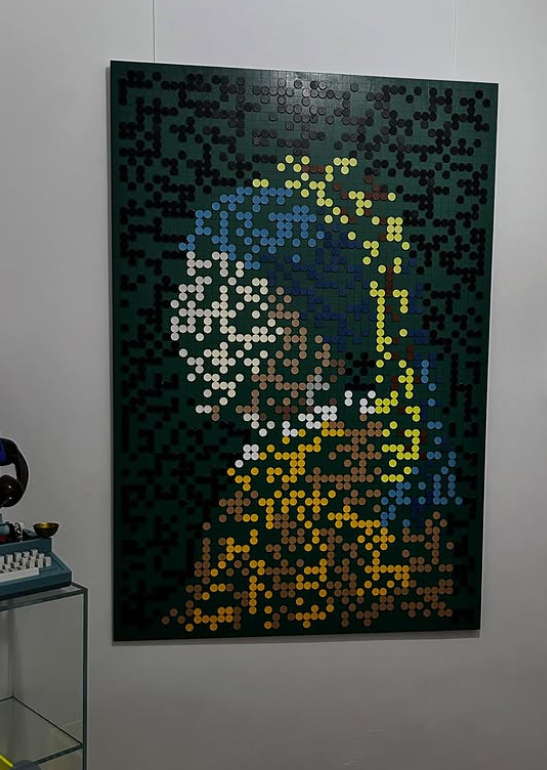 Mr. Dot's artwork of the woman with the pearl earring.
